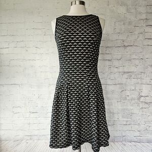 Max Studio Geometric Textured Knit A-Line Sleeveless Dress Black Tan Green Med